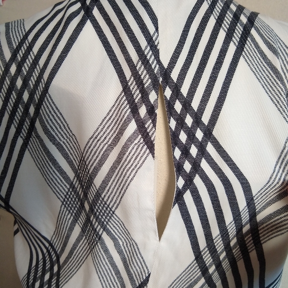 Joie Bethwyn B Porcelain Plaid Dress - Picture 6 of 13